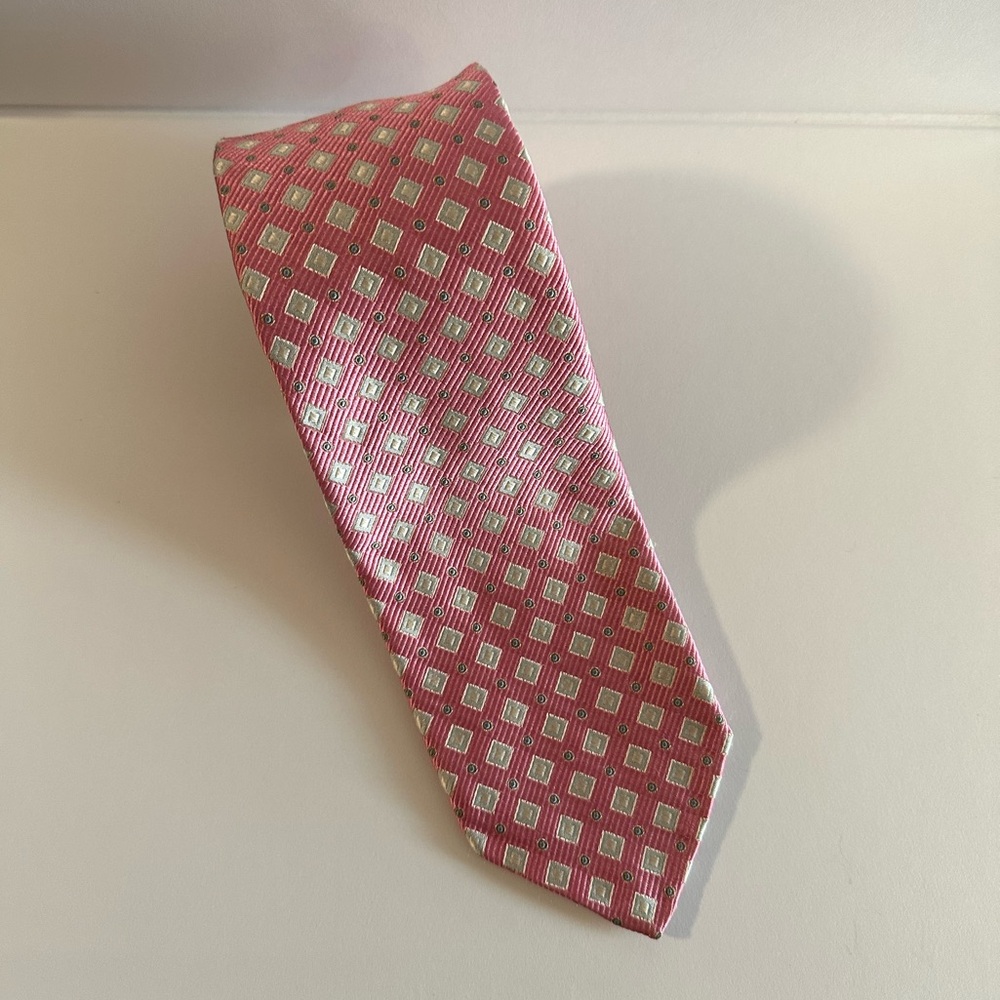 Robert Talbott Pink and Cream Diamond Pattern Tie